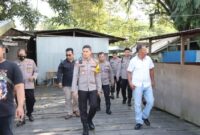 Kapolresta Samarinda Tinjau Pelayanan Publik di Pospol Loa Janan