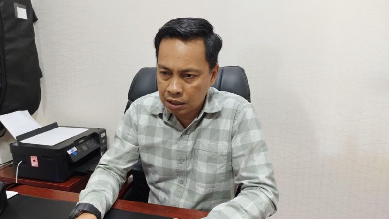 Ronal Stephen Lonteng, Sekretaris Komisi I DPRD Kota Samarinda.