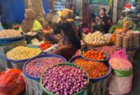 Pedagang di Pasar Segiri Samarinda. 