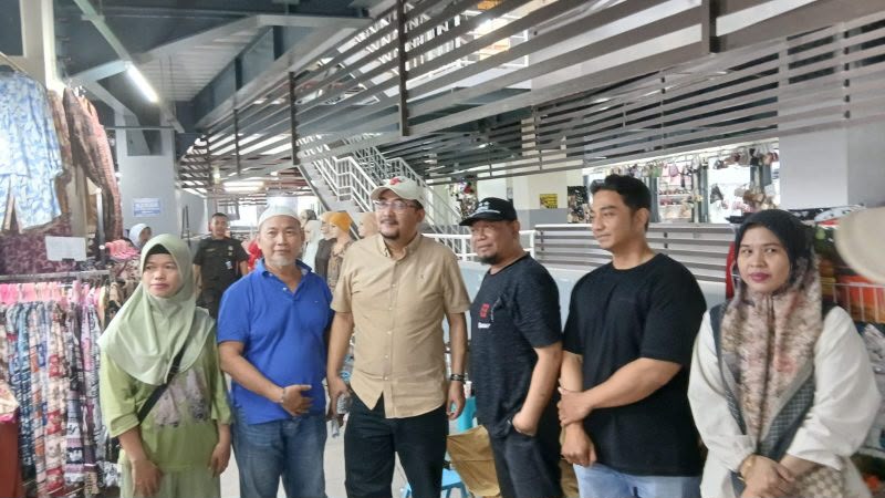 Iswandi berencana membawa masalah ini dengan memanggil instansi Pemkot terkait untuk membahas keluhan pedagang. (istimewa)