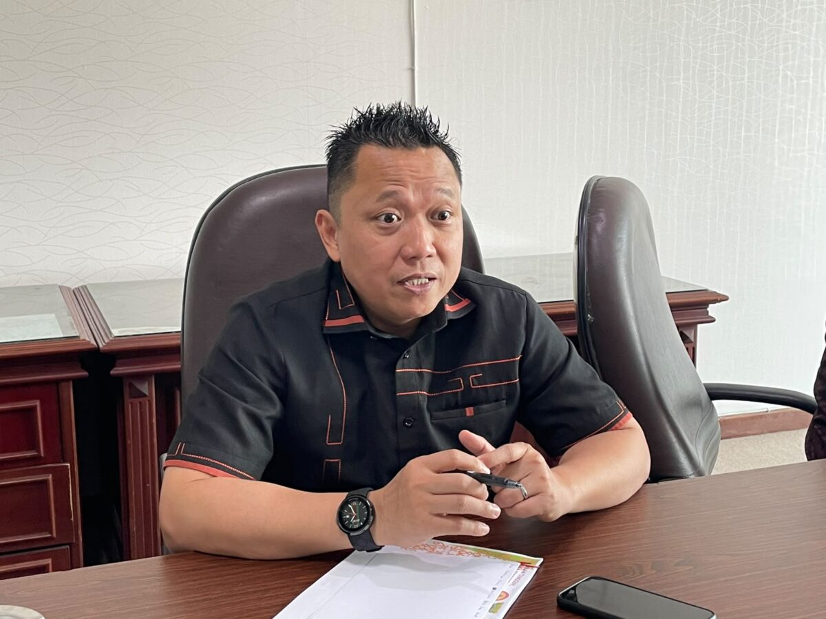  Deni Hakim Anwar, 
Ketua Komisi III DPRD Kota Samarinda
